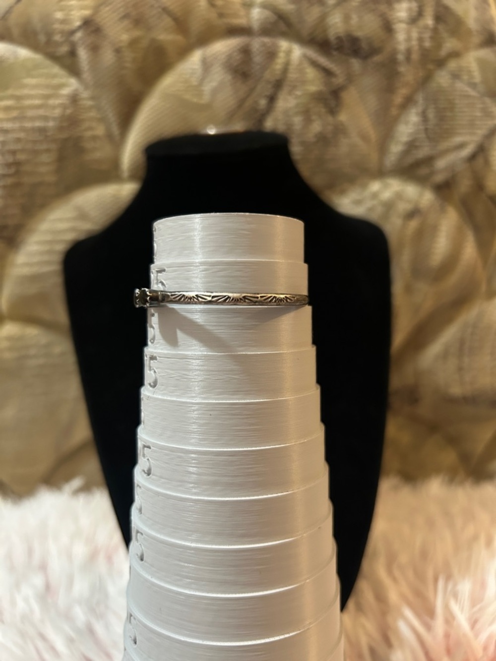 Vintage Navajo Handcrafted Artisan 925 Sterling Silver Onyx Cuff